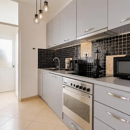 Window Center Apartment Berat